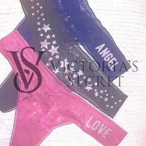 NWT Victoria Secret Lace thong 🚫sold 🚫